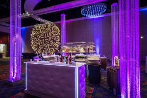 Great Gastby Bar with Crystal Columns